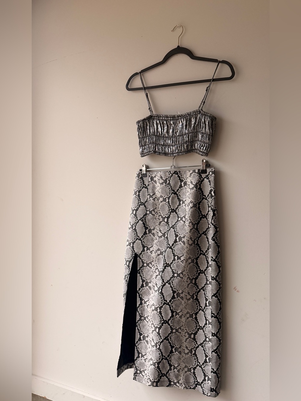 Snake-Print Maxi Skirt with High Side Slit - Black & White